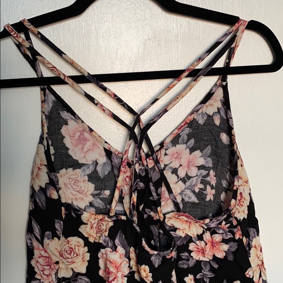 American Eagle floral tank - Picture 3 of 3
